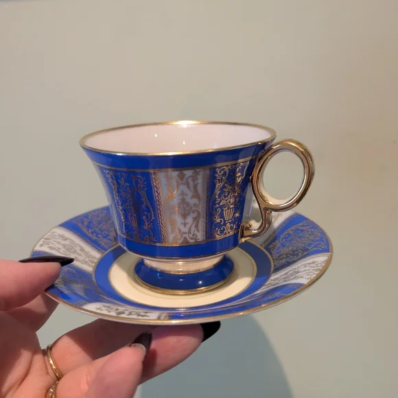 Prince China White and Gold Teacup - Picture 2 of 8